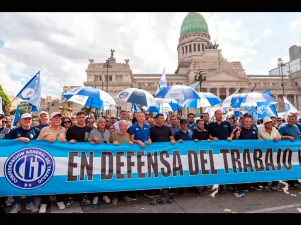 Pidió a los senadores que “actúen con responsabilidad”