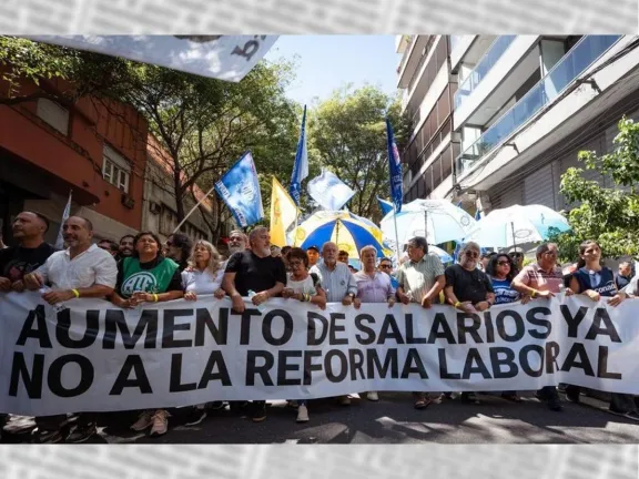 Estatales y otros gremios convocaron a un nuevo paro y movilización ...