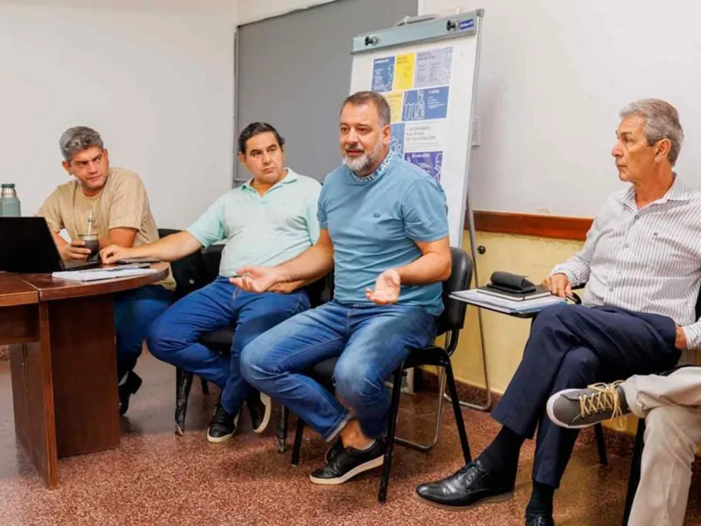 Héctor Gonzalez encabezó la reunión