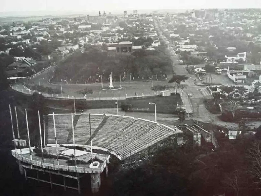 Su inauguración tuvo lugar el 17 de febrero de 1962