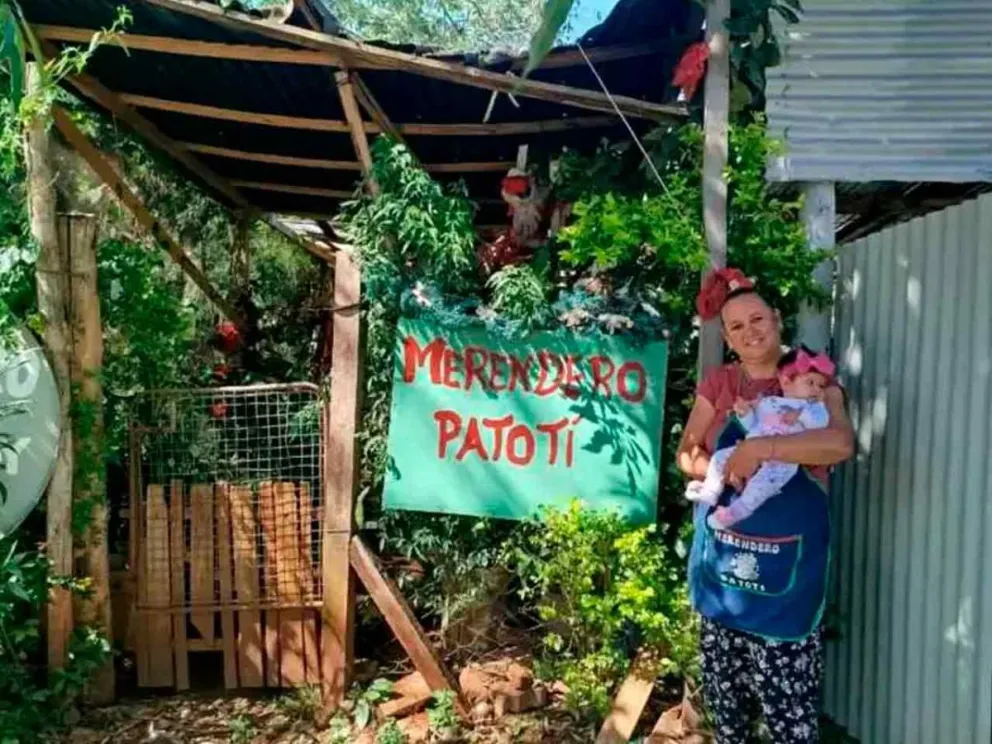 Asisten unos 25 comensales