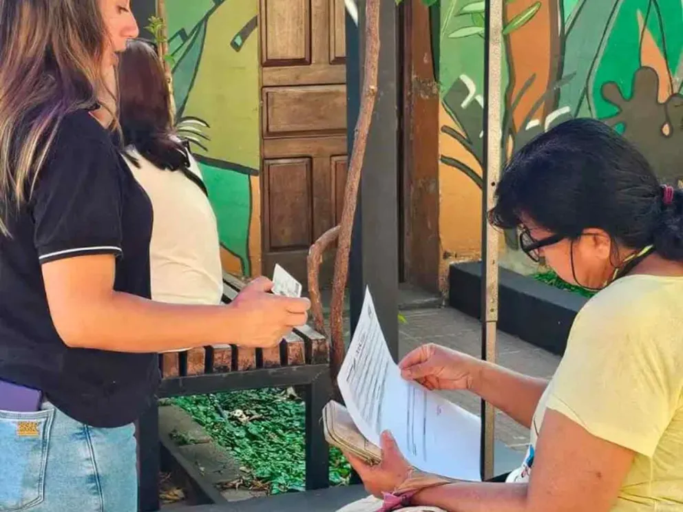 Lunes, miércoles y viernes de 8.00 a 12:00