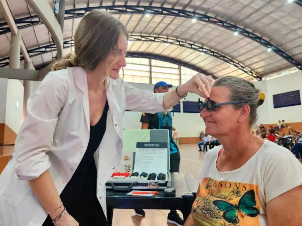 En la Escuela Nº 728, atención gratuita