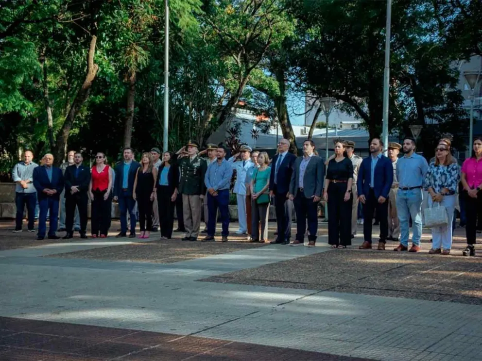 Autoridades presentes en el acto