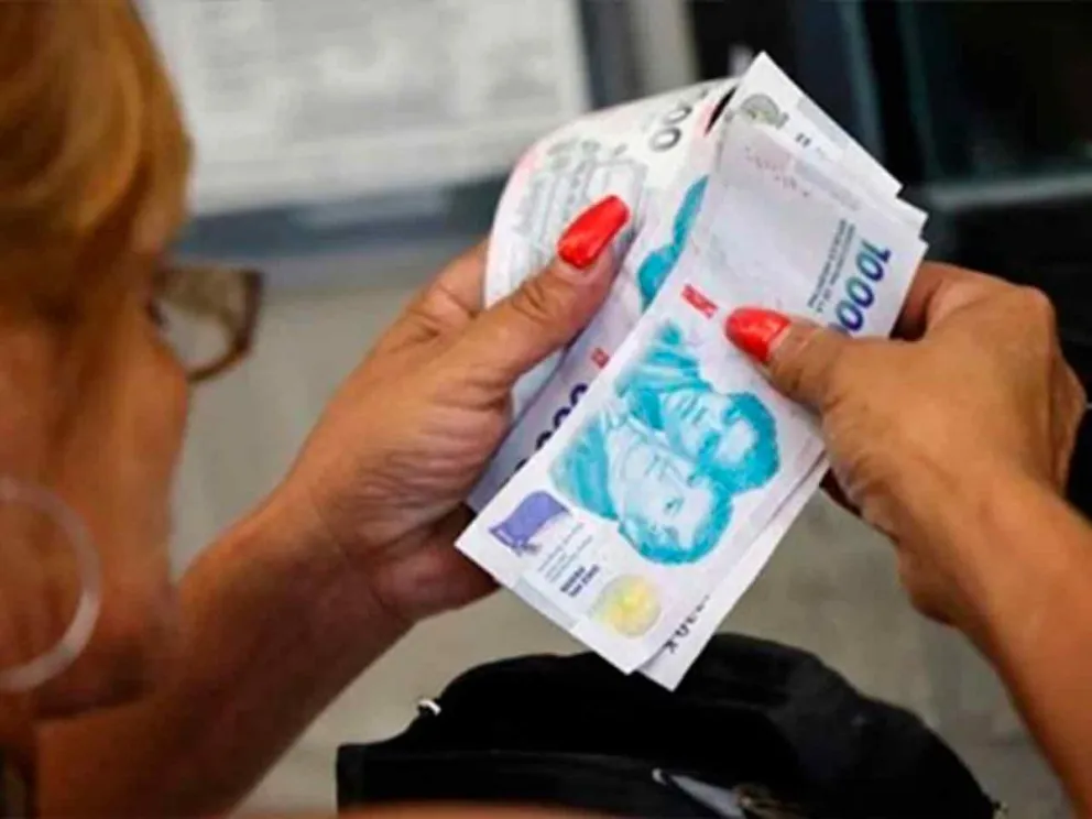 24 meses consecutivos sin actualización