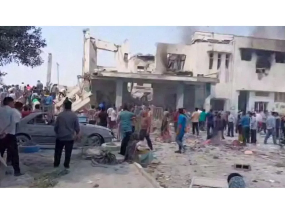 Continúa la búsqueda entre los escombros