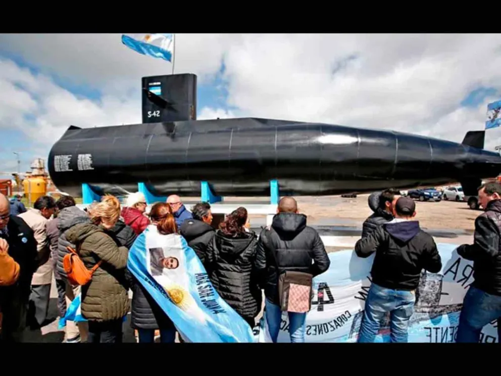 Murieron 44 tripulantes 