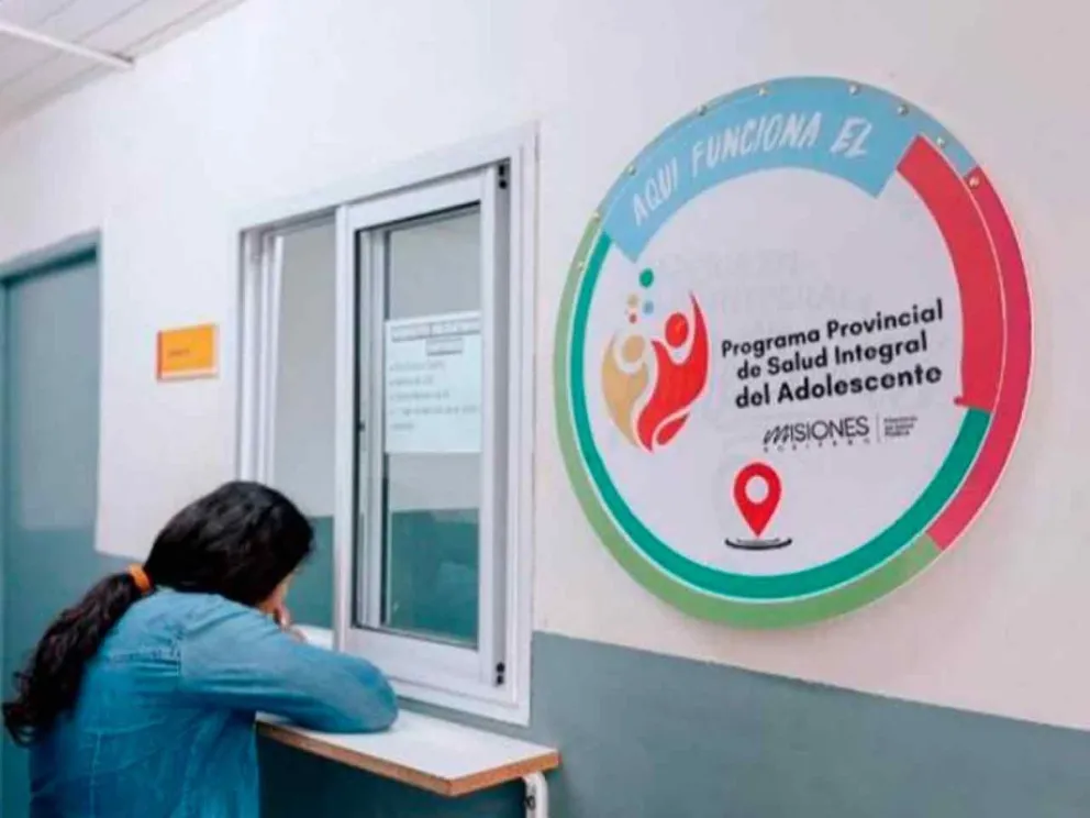 Mediante equipos interdisciplinarios y conserjería