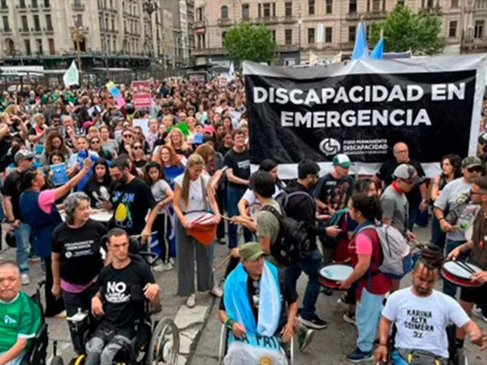 Manifestaban frente al Ministerio de Salud