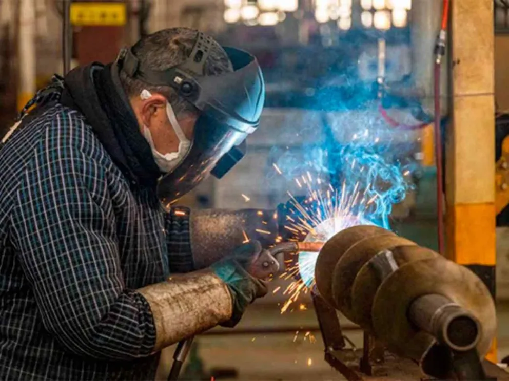 La industria pesada se redujo del 56% al 51% 