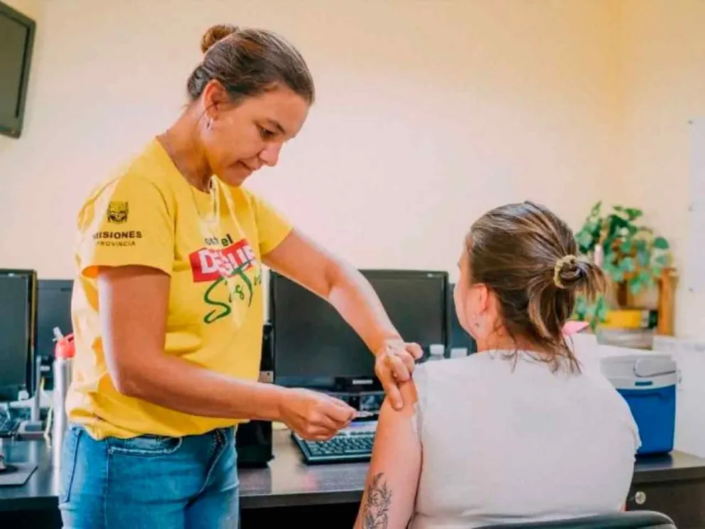 Recomiendan acercarse a los vacunatorios 