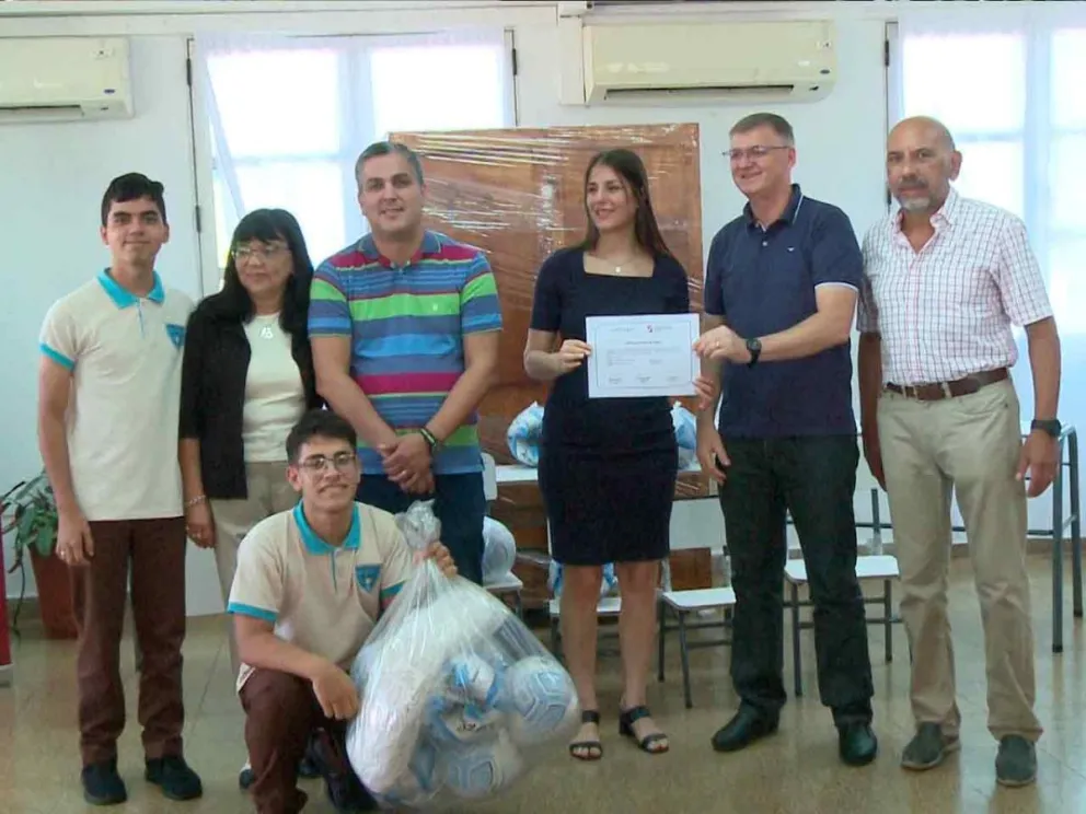 Beneficio a 17 escuelas dependientes del SPEPM