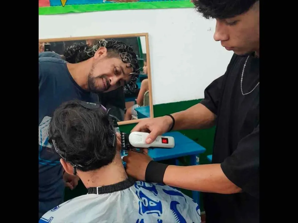 Iniciativa de alumnos de Peluquería de la EPJA 62