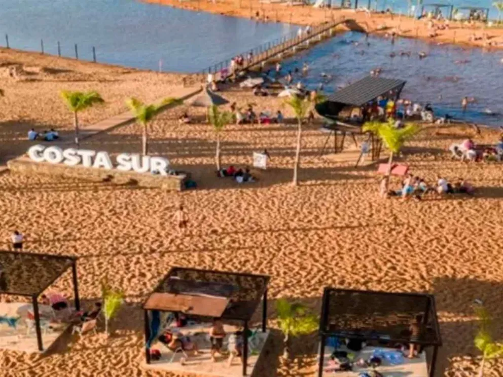 Complejo municipal abierto hasta el 30 de abril