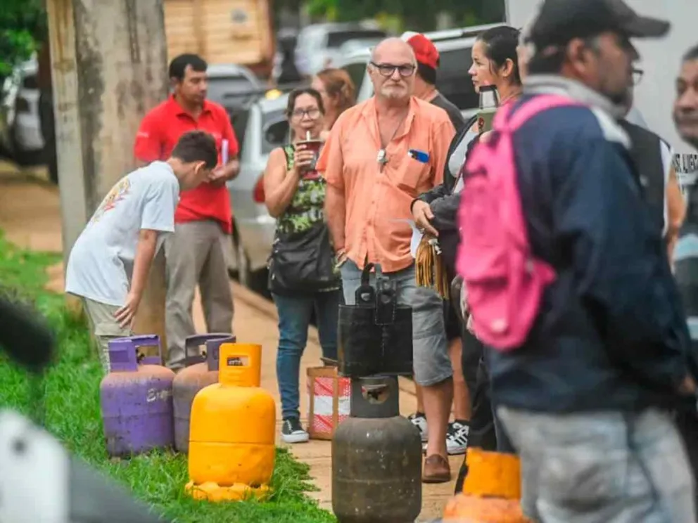Ofrece garrafas de 10 kilos a $14.000