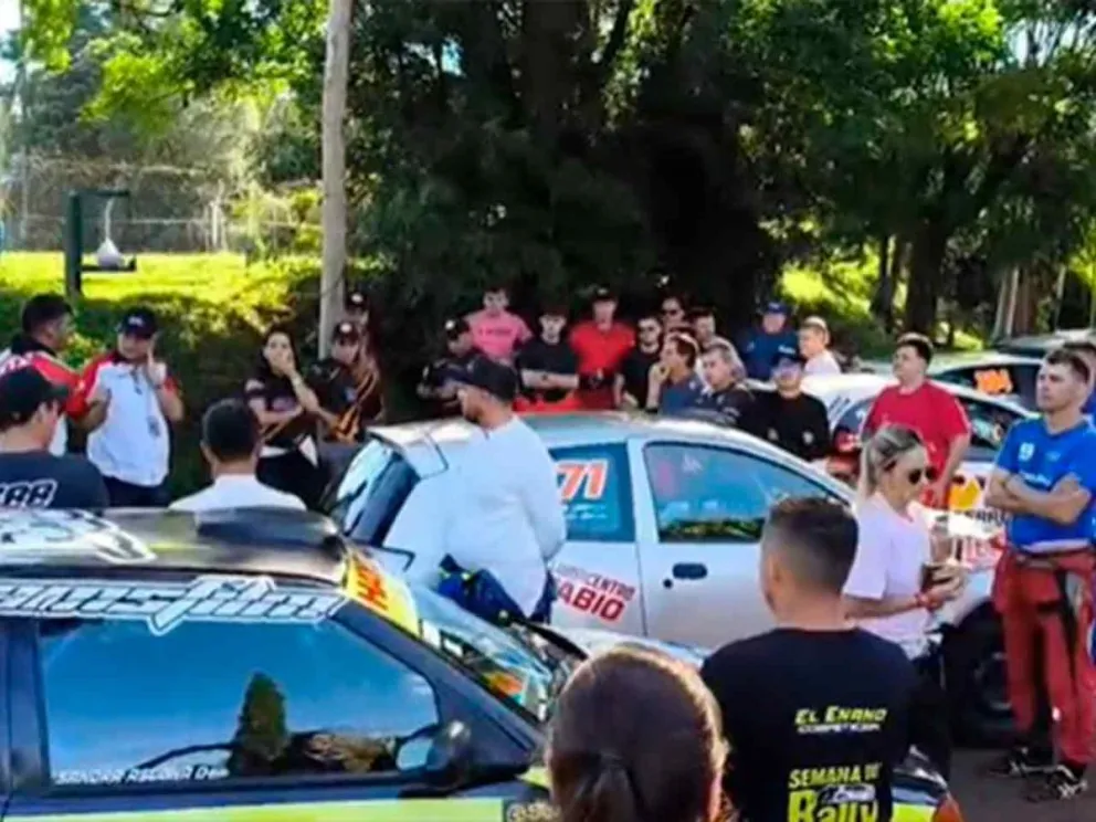 Para honrar la memoria  de Favio Scheske y su trayectoria