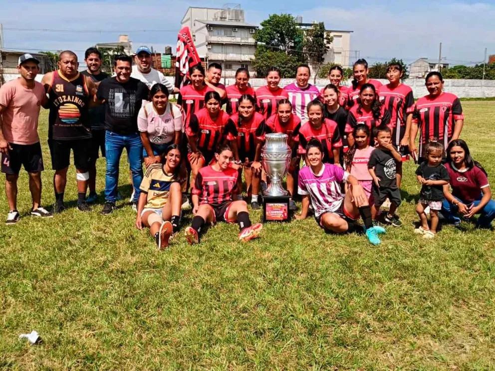 Las campeonas de la Copa de Plata