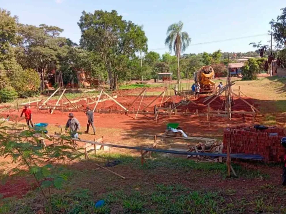 Comenzó la construcción del SUM