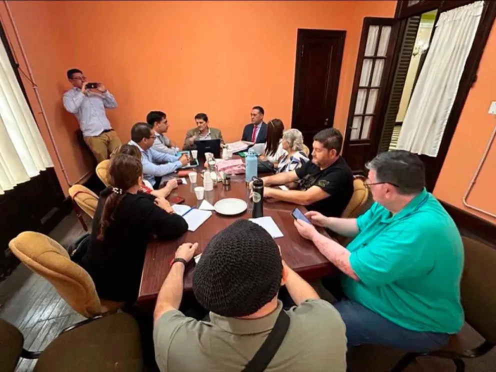 Adolfo Safrán y gremialistas acordaron las pautas del aumento