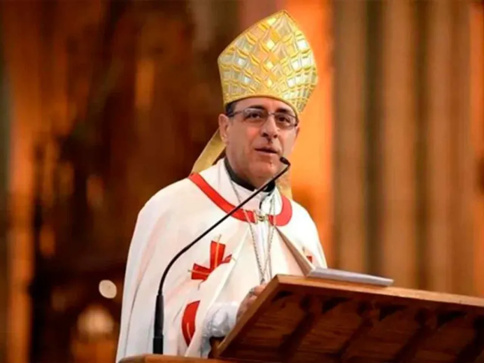 Monseñor Gustavo Carrara