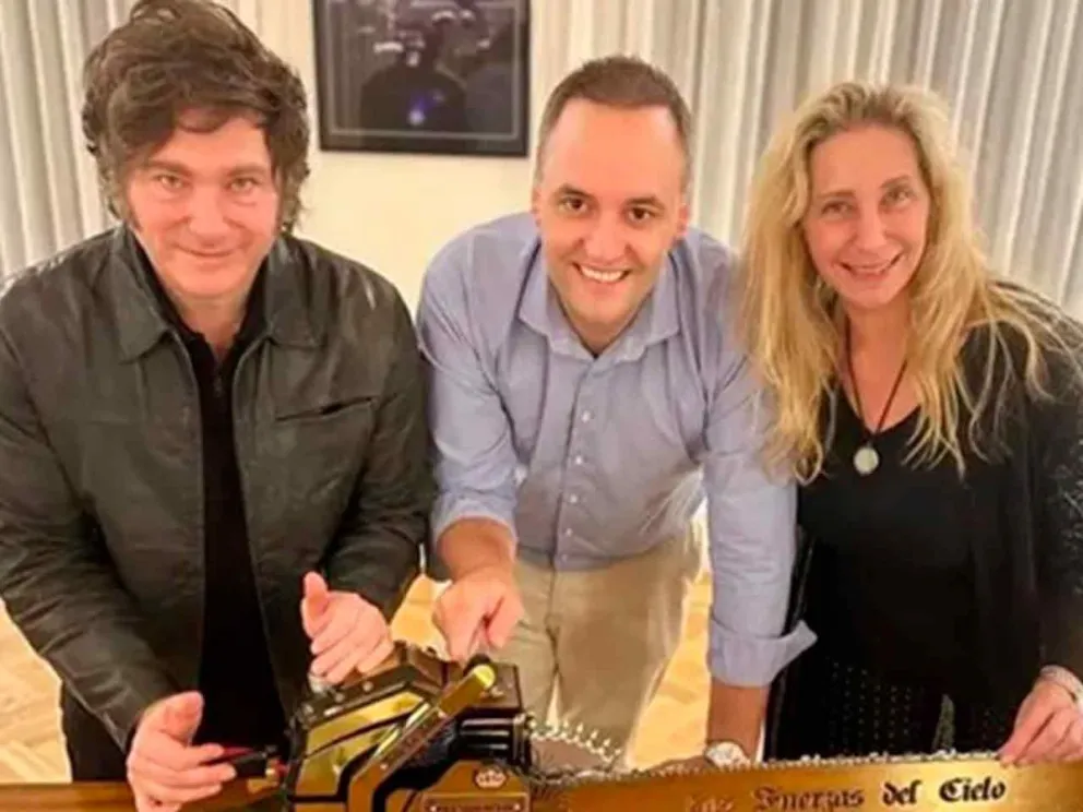 Javier Milei, Manuel Adorni y Karina Milei