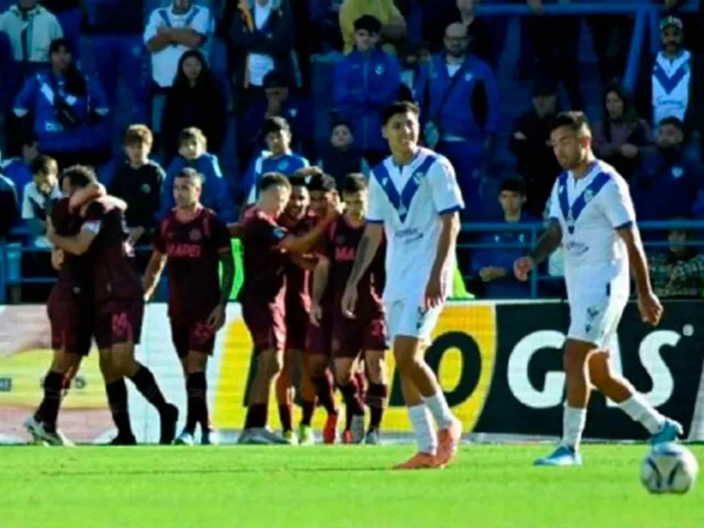 Festejo del Granate ante El Fortín