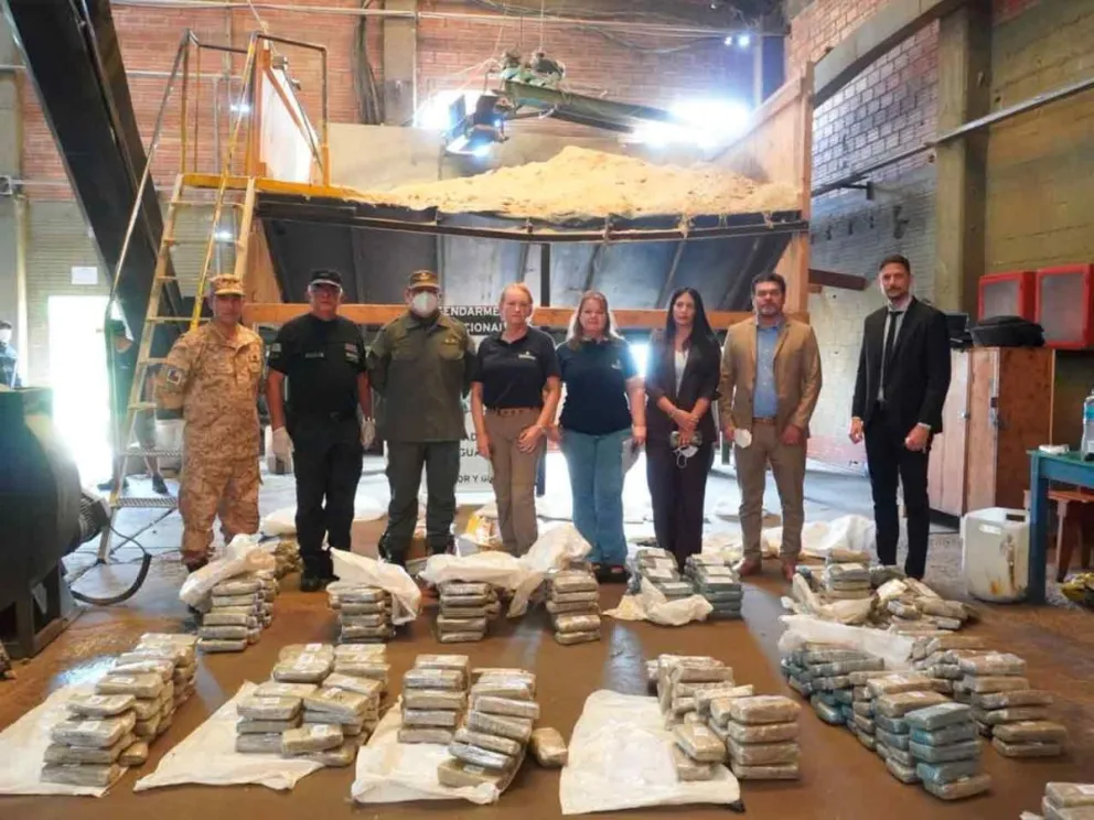  El cargamento de droga secuestrado incinerado