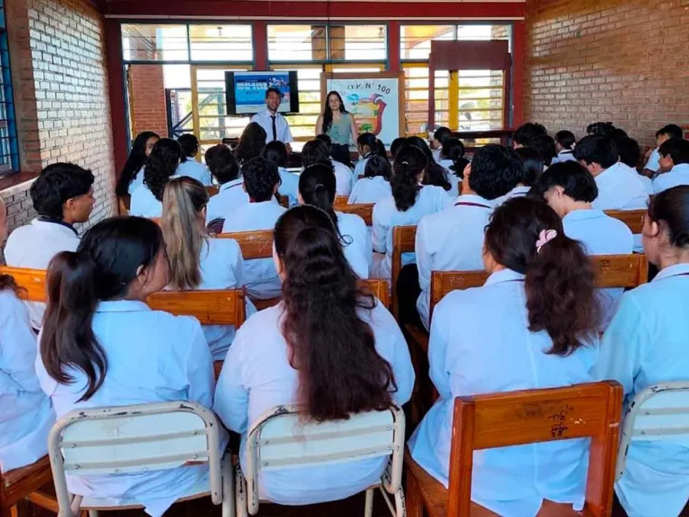 Debate y reflexión con estudiantes