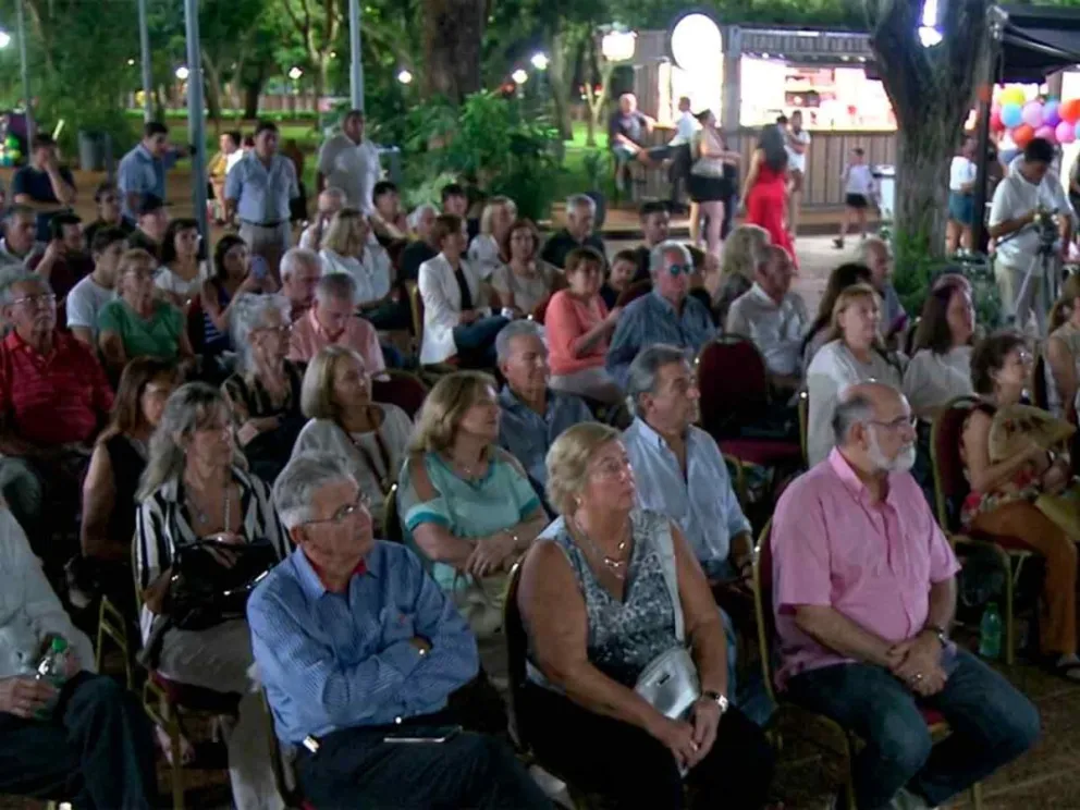 Emotiva ceremonia abierta al público 