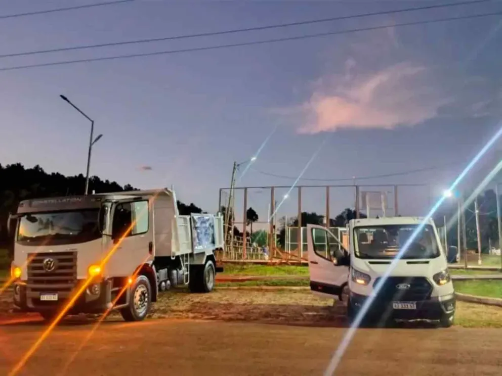 Unidades adquiridas, exhibidas en la plaza central