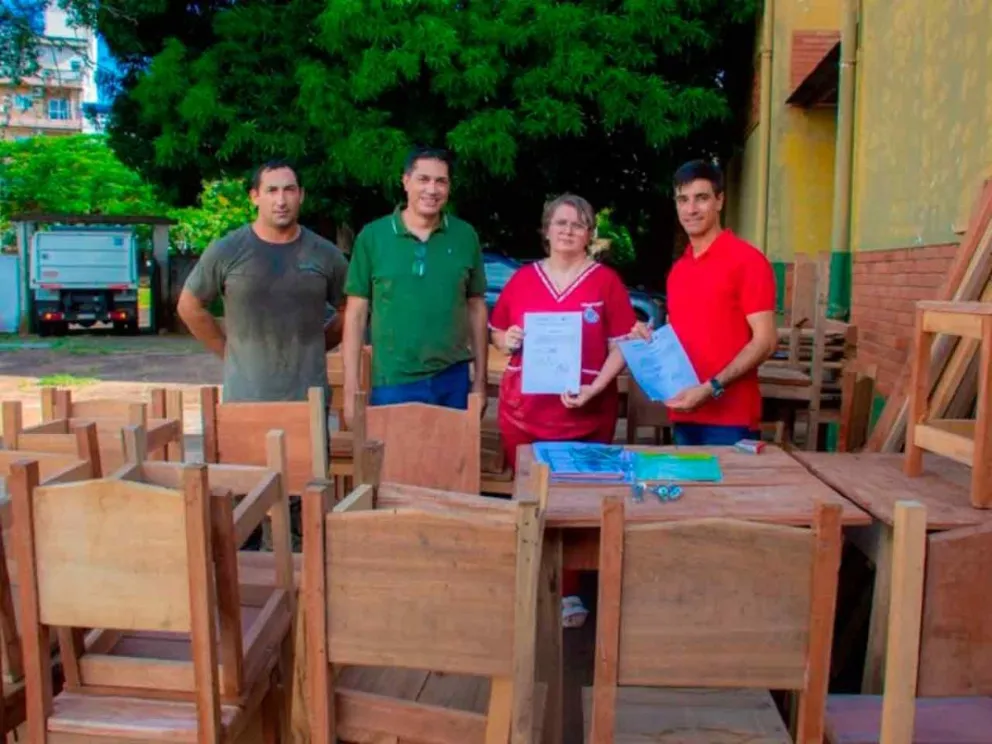 Martín Recamán encabezó el acto de entrega