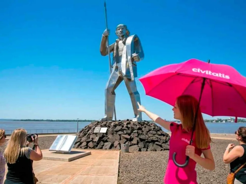 Concretó una reunión con Civitatis 