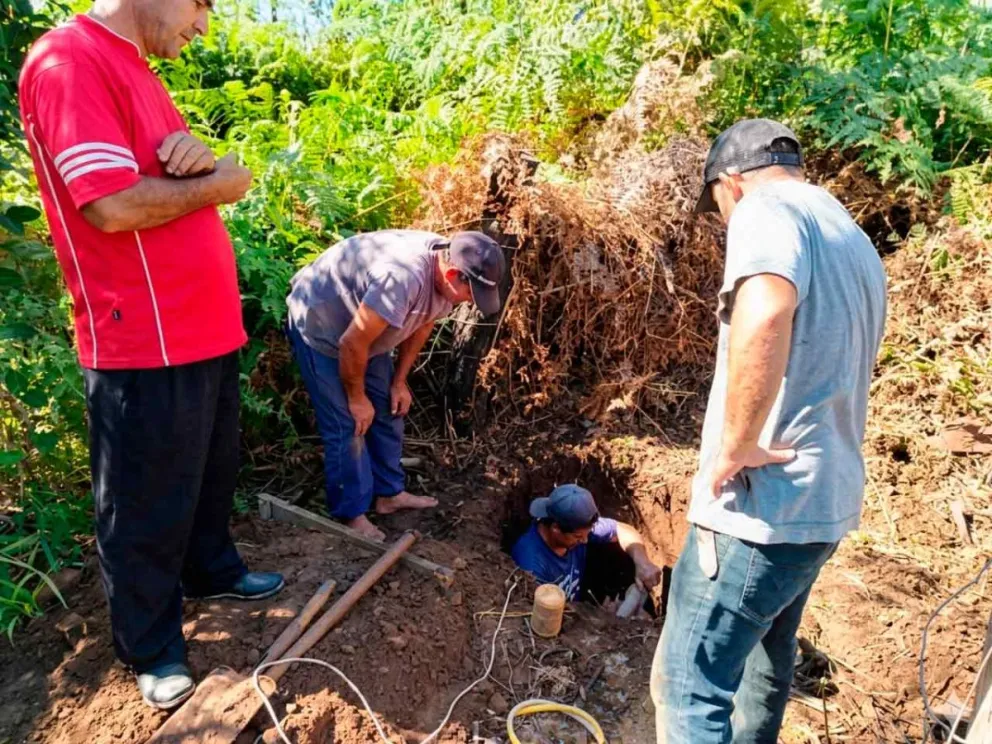 Excavación del pozo de 4 m de profundidad