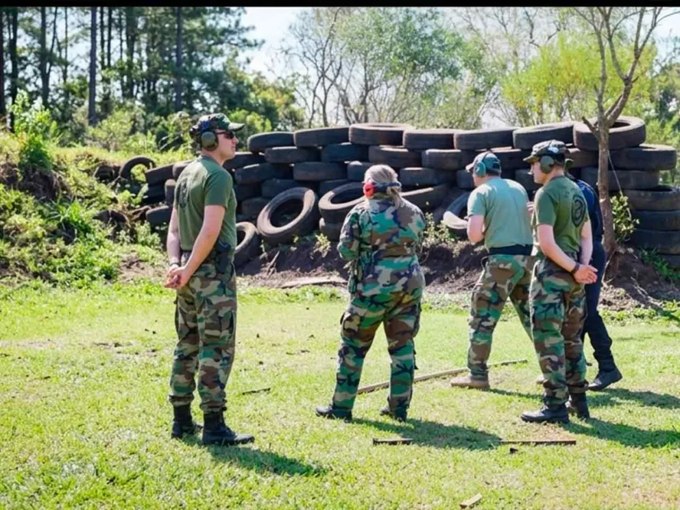 Entregaron armas no letales al Cuerpo de Guardaparques