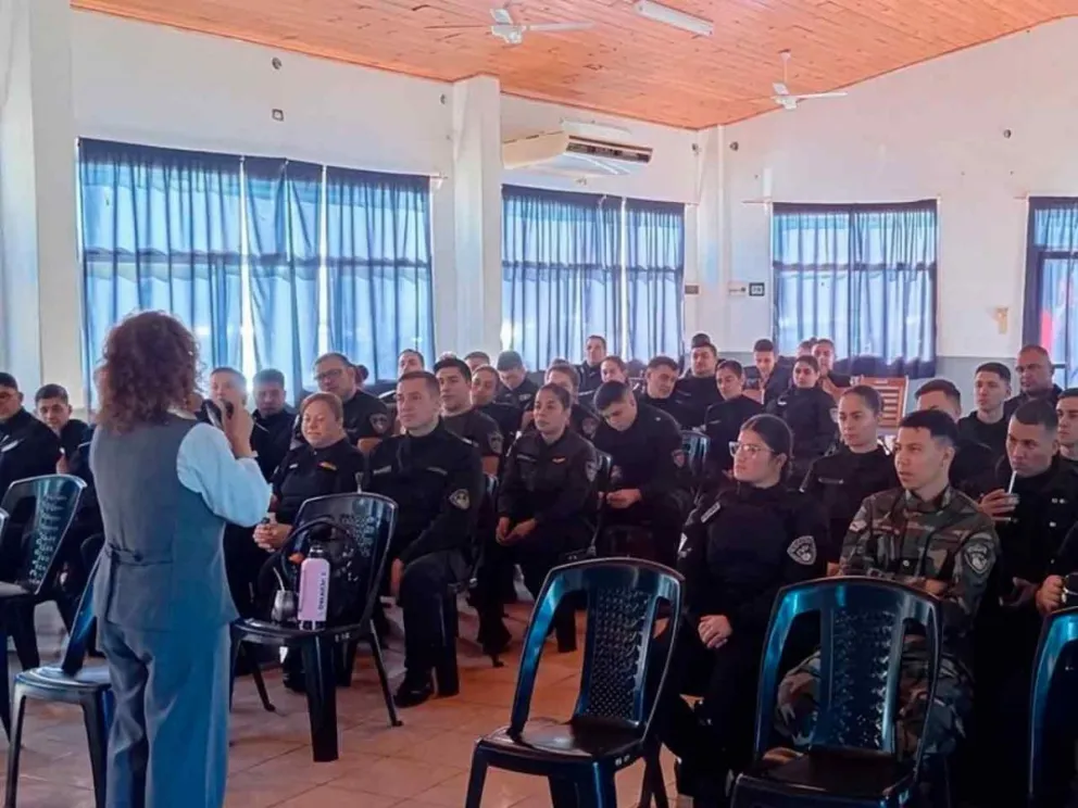 La convocatoria reunió a casi cien efectivos de la UR III