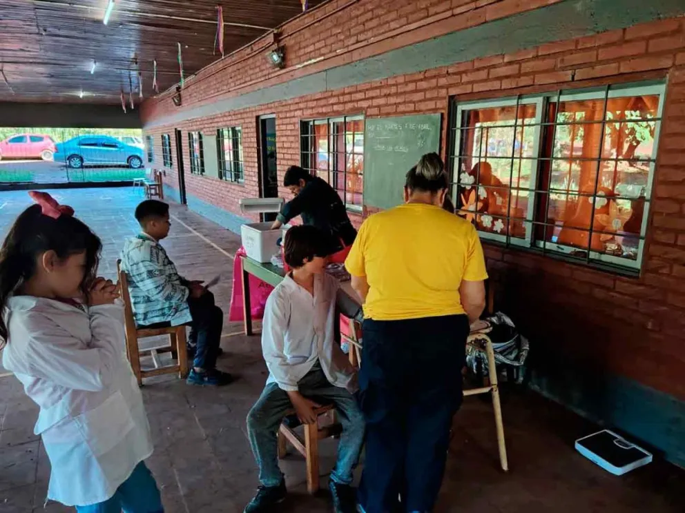 Jornada en la Escuela Provincial N.º 704 de Eldorado