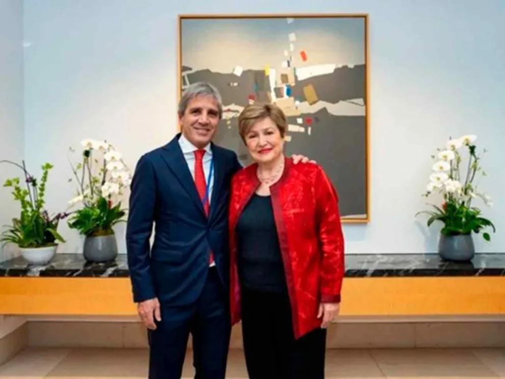 Luis Caputo y Kristalina Georgieva