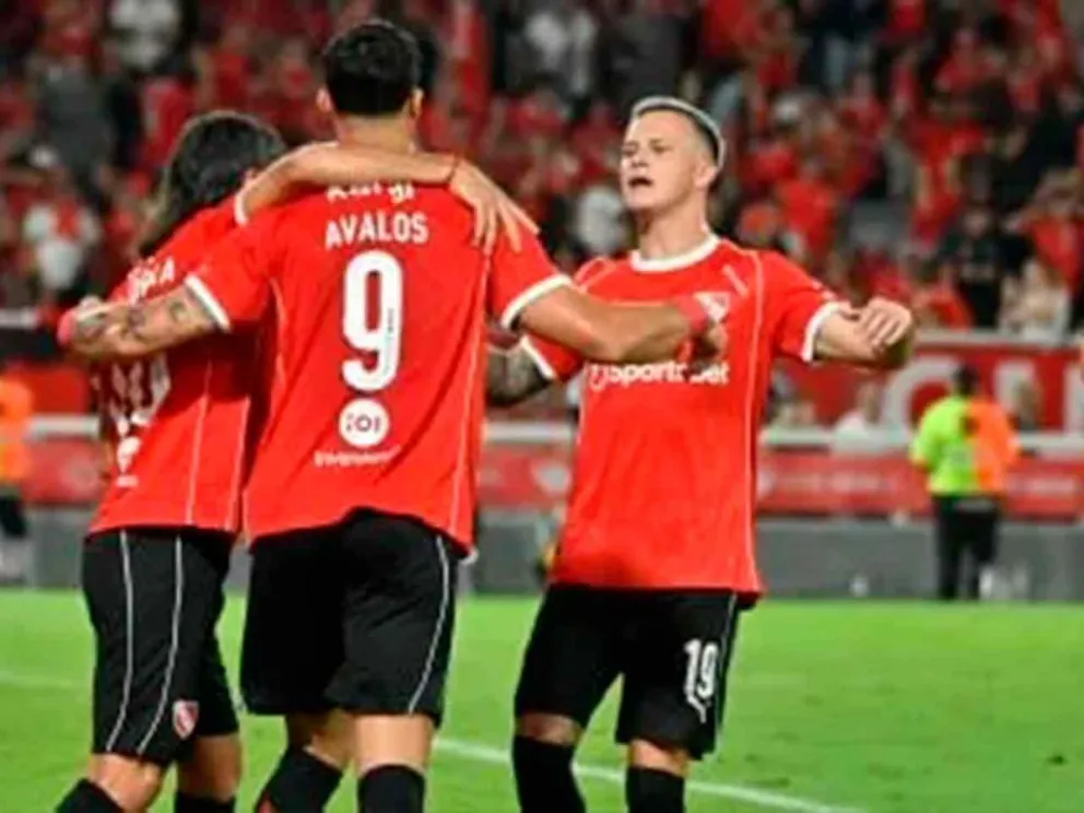 Gabriel Ávalos festeja 