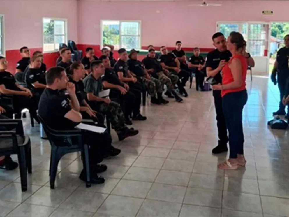 Capacitar al personal con herramientas concretas 
