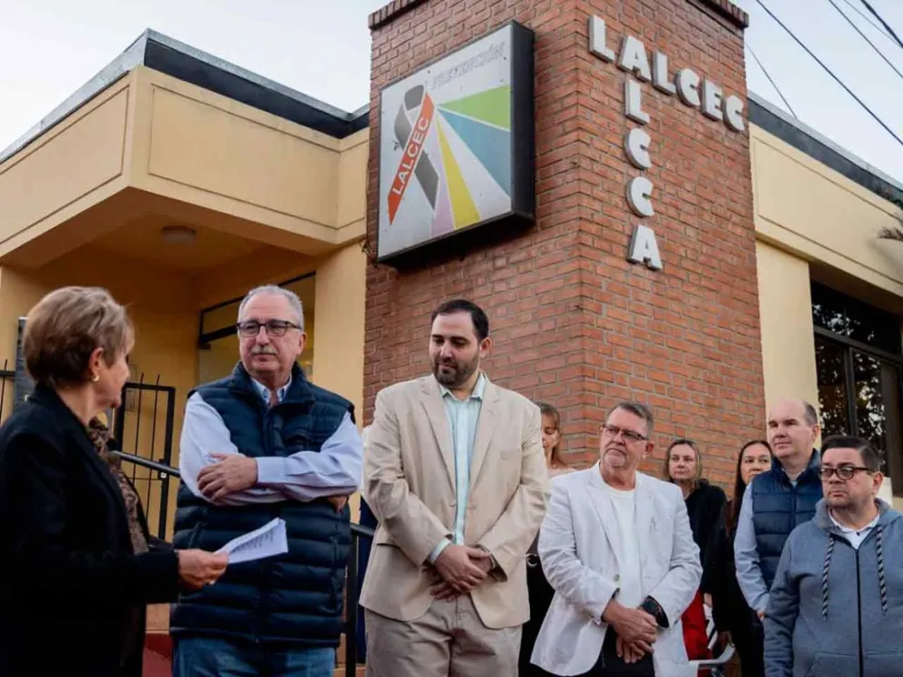 El Gobernador junto a Matías Sebely y María Chesani