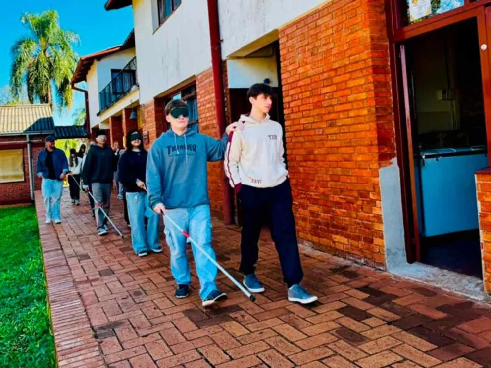 Destinada a bachilleres en Turismo de 4º y 5º año 