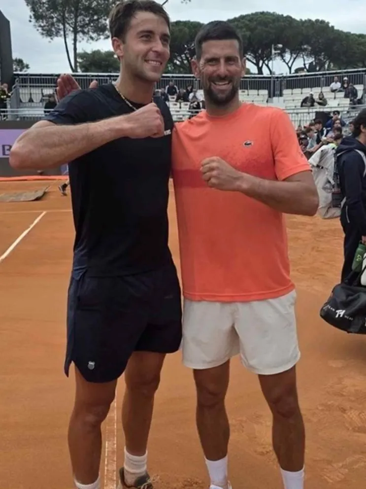 Tomás Etcheverry y Novac Djokovic