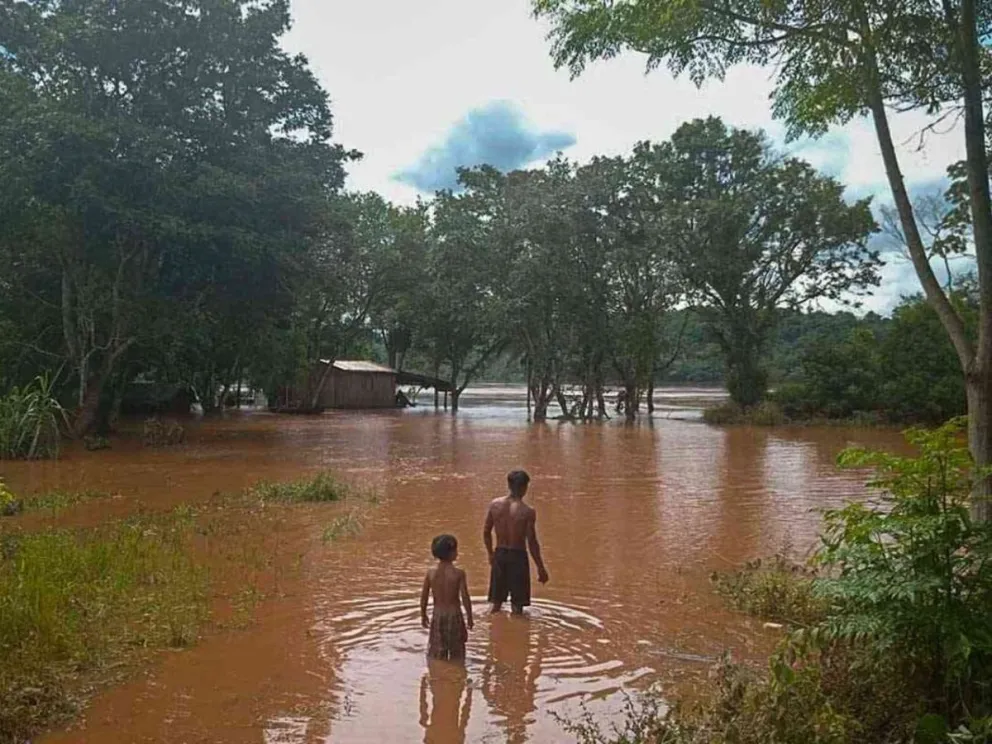 Crecida en puerto Leoni, provincia de Misiones en las inundaciones. Foto: Comunidad Tekoa Tuna’i (2023)