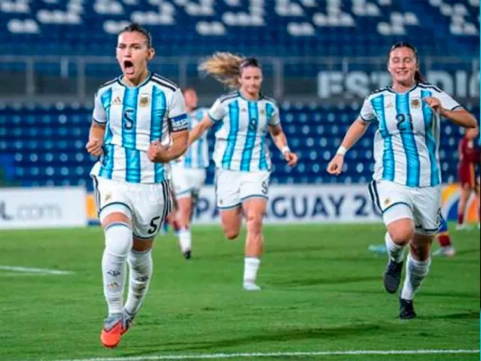 Festejo del equipo femenino