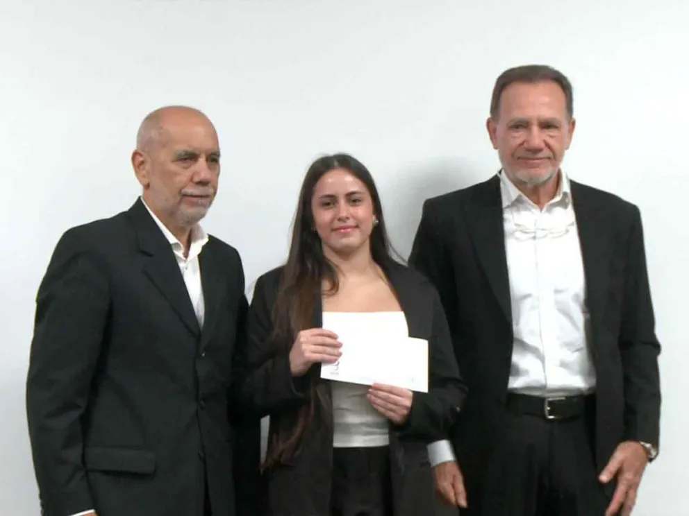 Héctor Riera, Oriana Ibarra  y Roberto Boratti