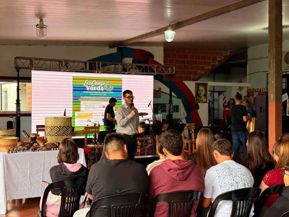 Diálogo educativo sobre cultura e identidad misionera