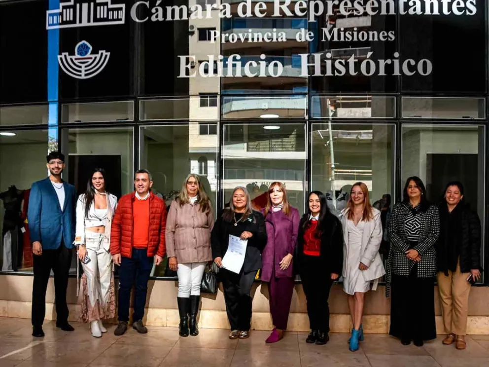 José Arrúa, Liliana Tartaglino y diseñadores