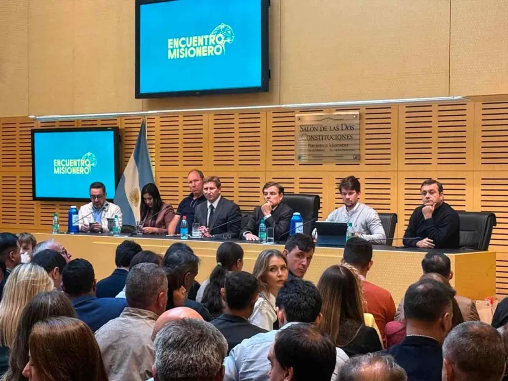 Carlos Rovira encabezó la reunión de Encuentro Misionero