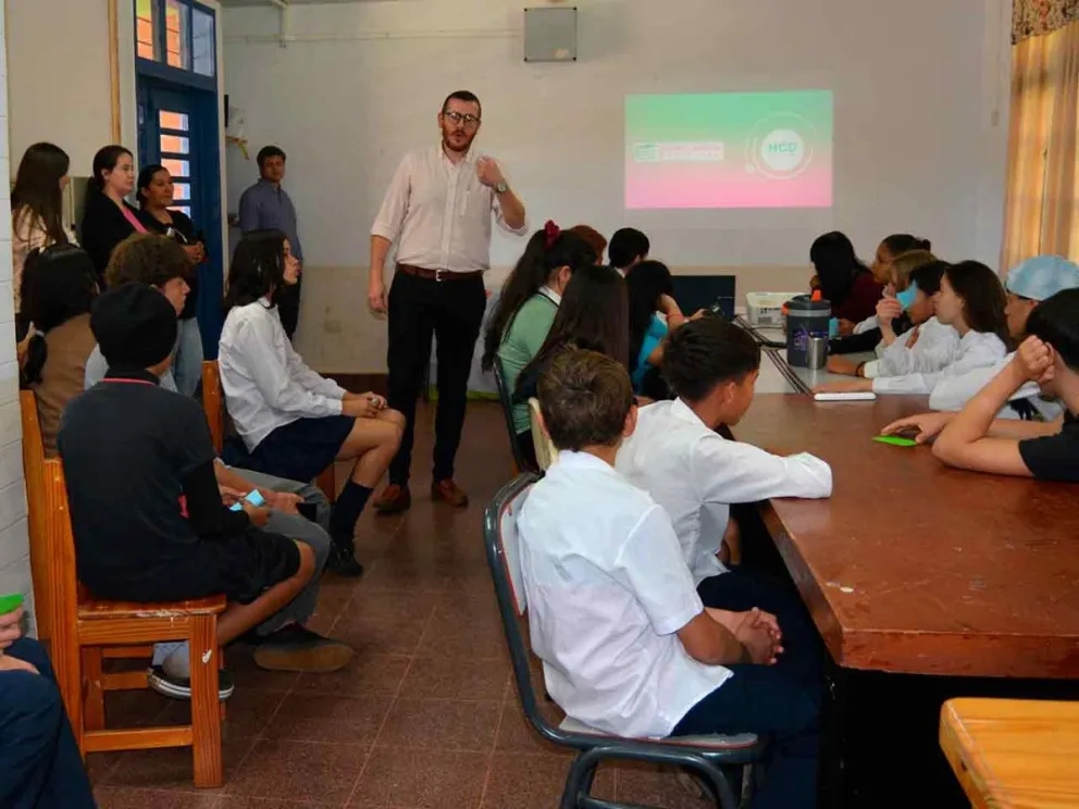 Participaron del encuentro 83 estudiantes