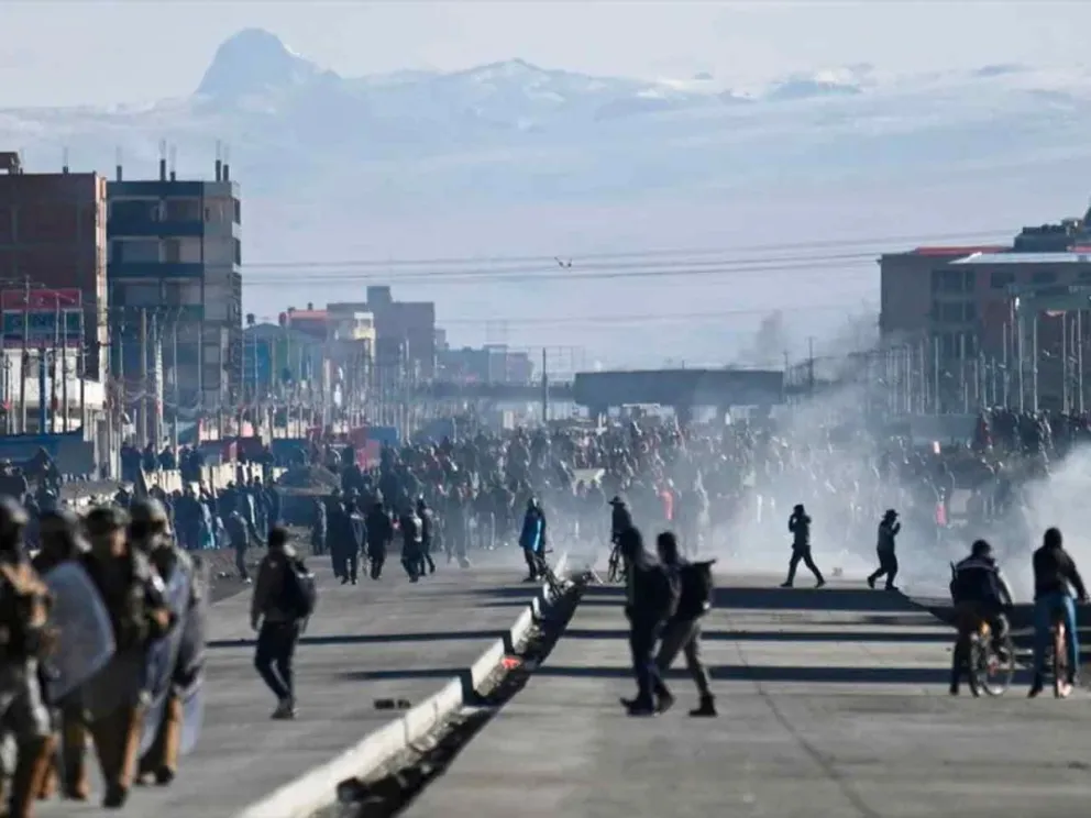 Continúan las protestas en todo el país